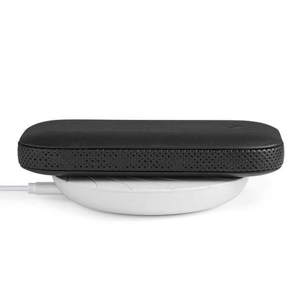 Lexon Powersound Inductive Powerbank 5000 mAh with Bluetooth Speaker Black LA128N