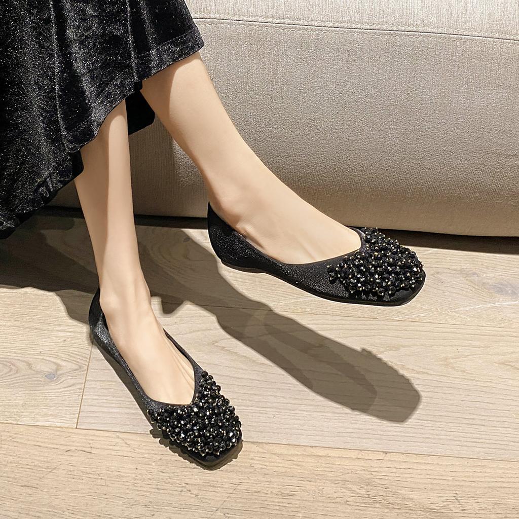 Weiwei Girl 699-2 Квадратная головка Одиночные туфли Женские туфли на плоской подошве с одной педалью Небольшая горловина Обувь Doudou Сказочный темперамент Рабочая обувь