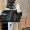 Casual Tote Bag Women's 2025 New Simple Shoulder Bag Versatile Underarm Bag Large-capacity Nylon Handbag
