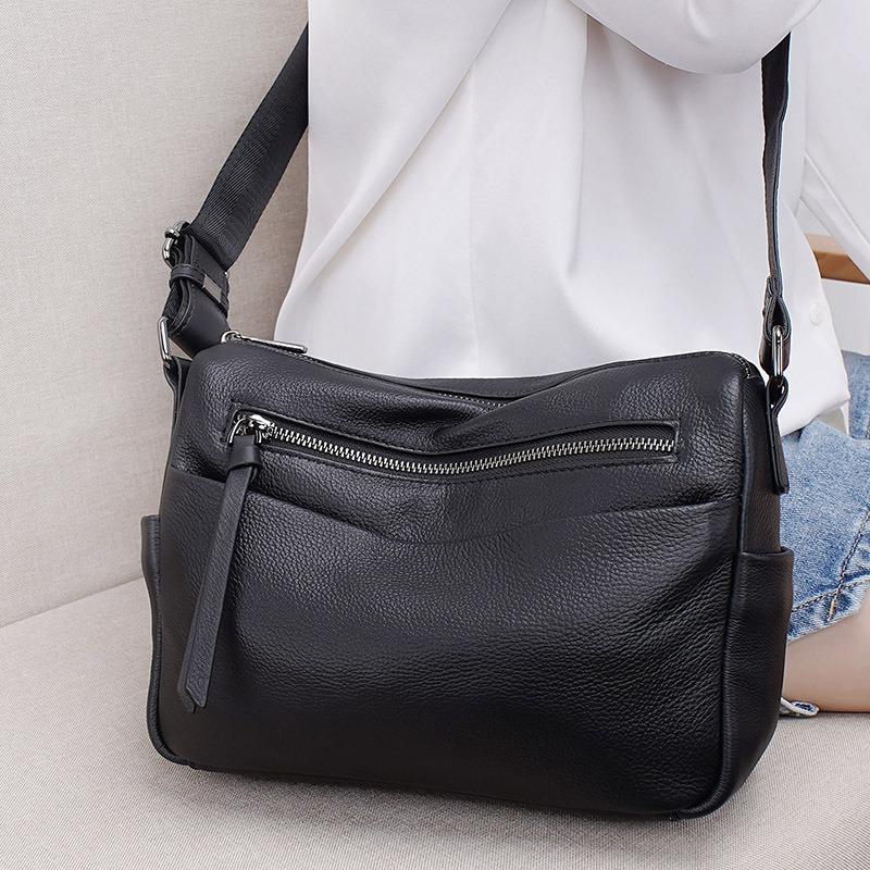 Leather Messenger Bag Large Capacity Multi-layer Practical and Simple New Commuter Shoulder Messenger Bag