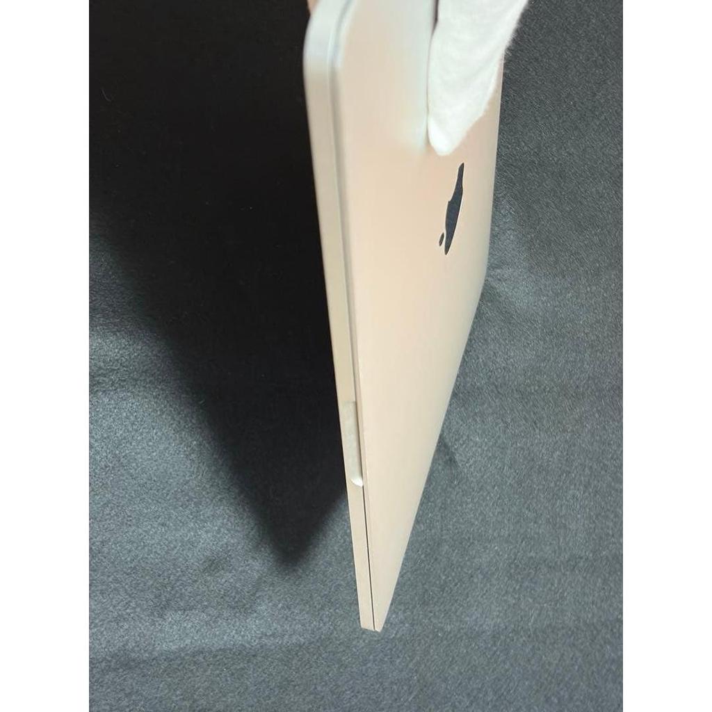 Б/у MacBook Pro 13 дюймов 2017 i5 8 ГБ SSD 256 ГБ