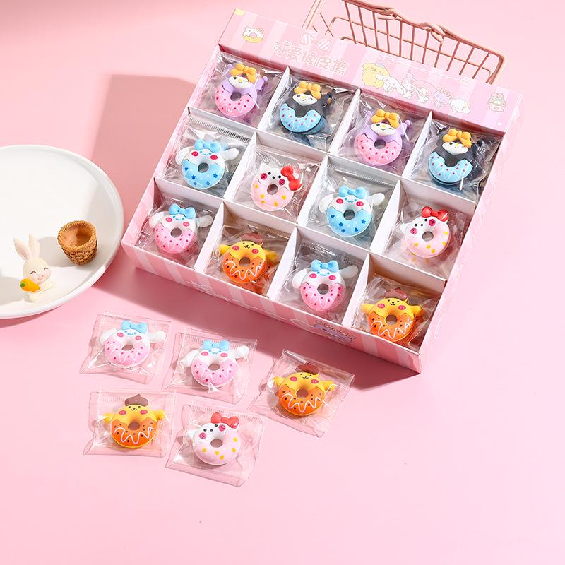 Стирательные резинки-пончики с персонажами Kuromi & Friends - Подарочный набор Sanrio