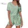 Женский летний комплект из 2 предметов: футболка с коротким рукавом и V-образным вырезом, эластичные шорты на талии, однотонный свободный покрой, повседневный наряд