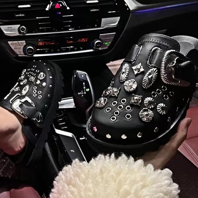 Fashion Summer Women Slippers Platform Rivets Punk Rock Leather Mules Creative Metal Fittings Casual Party Shoes Female Outdoor Slides