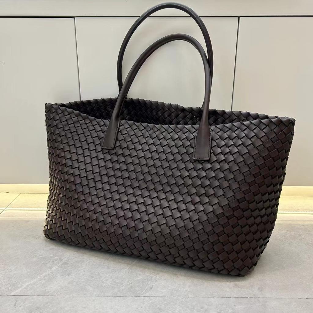 Сумка-тоут женская из воловьей кожи, новая, ручная, на одно плечо, большая вместимость, повседневная, плетеная сумка для овощей