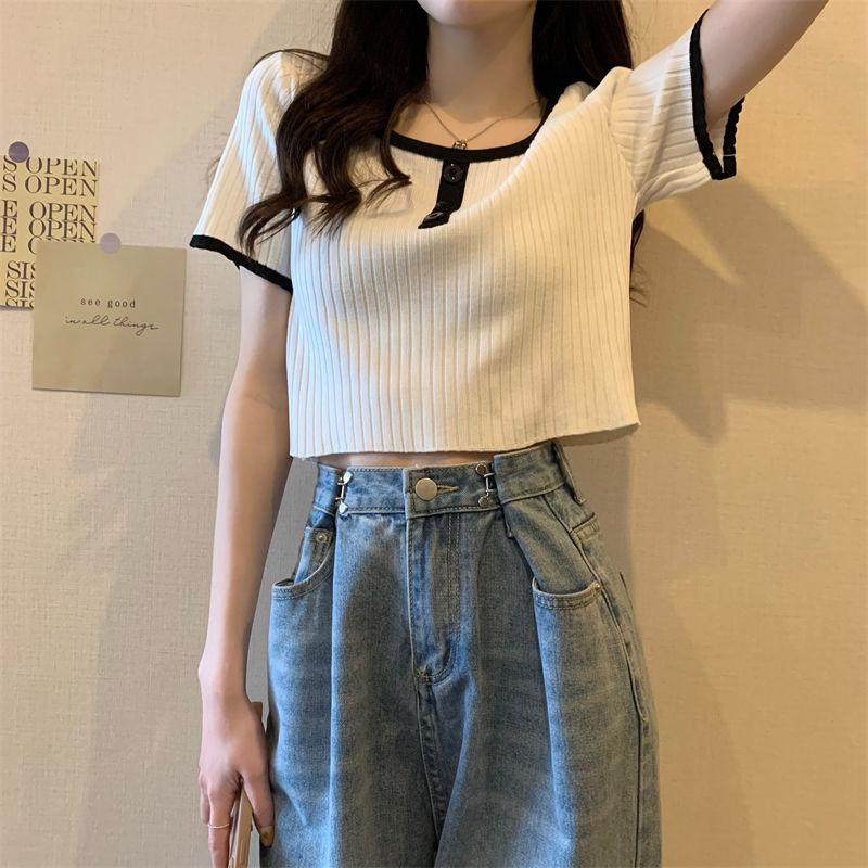 Square Neck Color Blocked Short Sleeved T-shirt for Women In Summer French Style Spicy Girl Knitted Base Shirt Front Shoulder Top