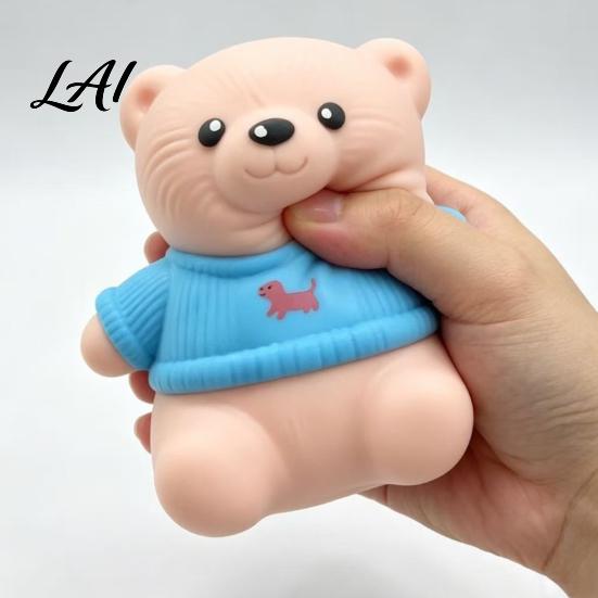Novelty Bear Gifts Christmas Tomato Squeeze Toy for Stress Relief Cute TPR Decompression Collectible Holiday Themed Figurines Figure with Festive