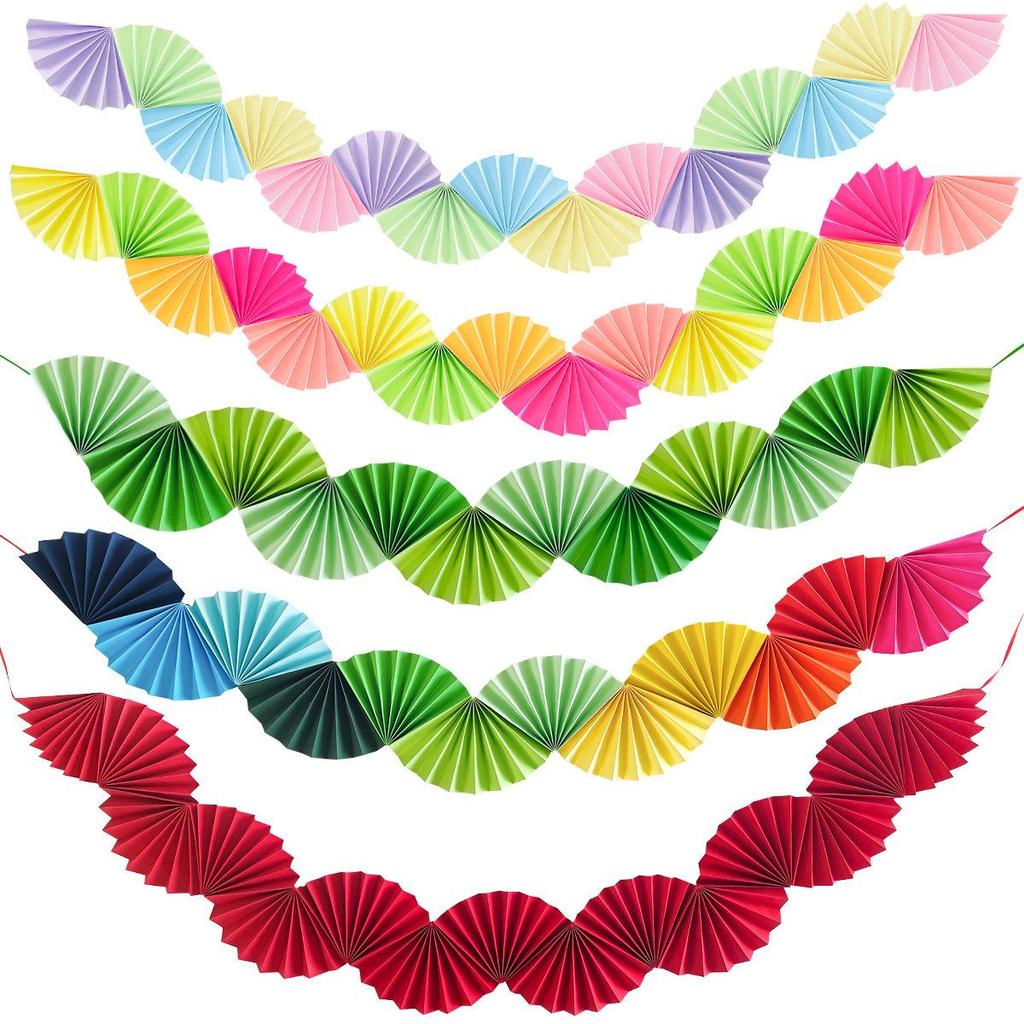 Бумажные украшения в виде вееров для дня рождения: Подвесные украшения и вымпелы