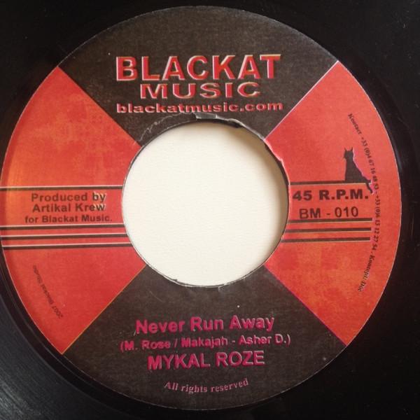 Пластинка 7 дюймов MICHAEL ROSE / RAS MCBEAN - Never Run Away / They Fall BM010 Blackat Music 2008 Великобритания Регги, Ска и Даб