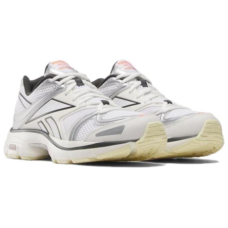 Reebok Повседневная обувь с низким верхом Унисекс Кроссовки цвета экрю 100204576