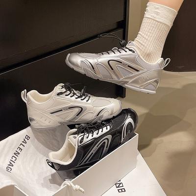 Женская обувь – Кроссовки