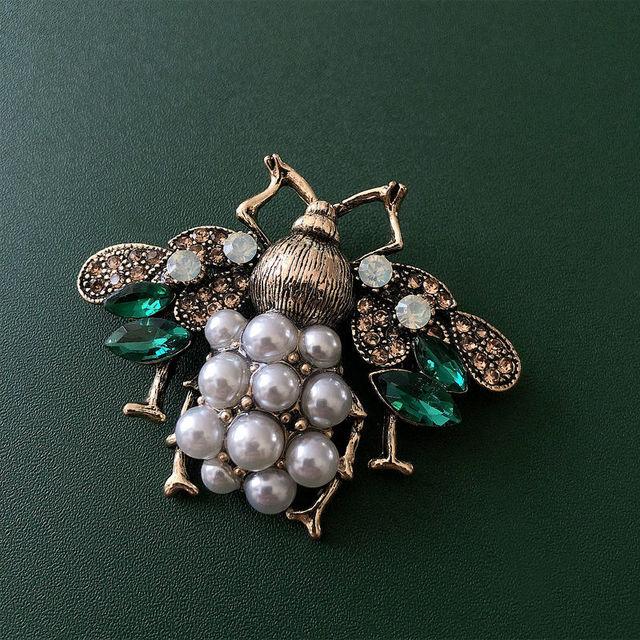 Vintage Pearl Crystal Bee Brooch For Women Men Jewelry Metal Insect Rhinestone Retro Brooches Pins Unisex Badges Corsage