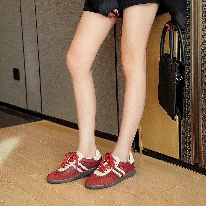 Red Retro German Training Shoes Women's 2025 Spring Versatile Color Matching Casual Sports Shoes Flat Forrest Gump Shoes Leather Board Shoes
