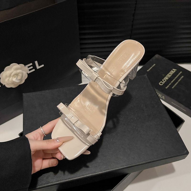 С юбкой квадратный корень крутые тапочки французский высококлассный бант тапочки на одно слово женские 2025 осень новая мода универсальные