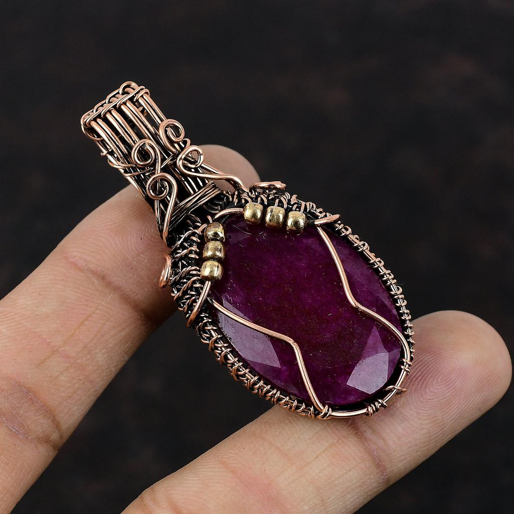Кулон с ограненным кашмирским рубином, обернутый медной проволокой, подвеска из драгоценных камней, обернутая проволокой, ювелирные изделия из кашмирского рубина, ручная работа, медные украшения для подарка
