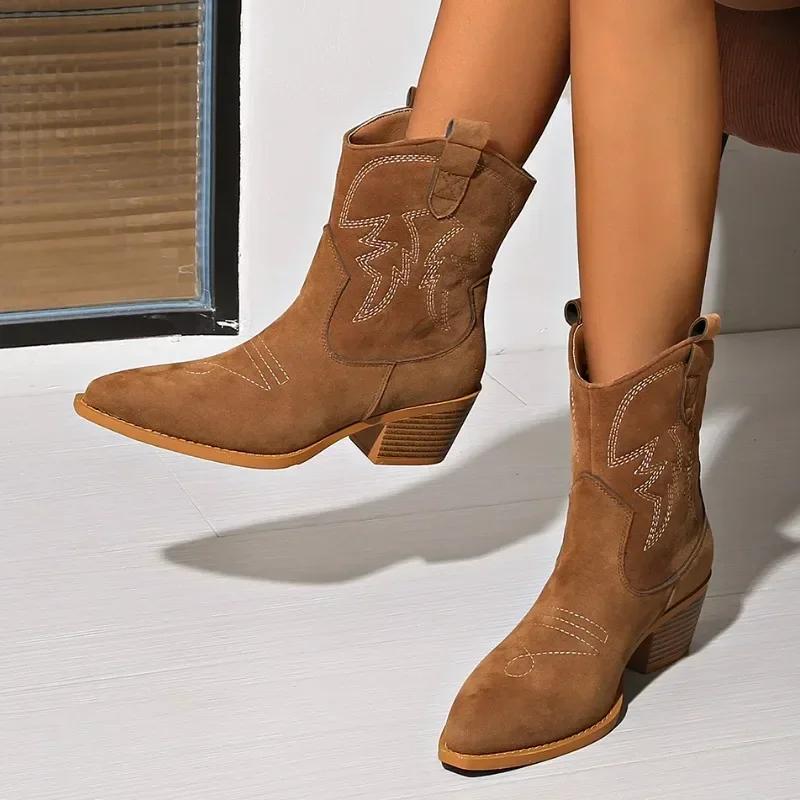 2024 Hot Sale Shoes for Women Sleeve Women's Boots Winter Pointed Toe Suede Middle Tube Chunky Heels Large Size Western Boots