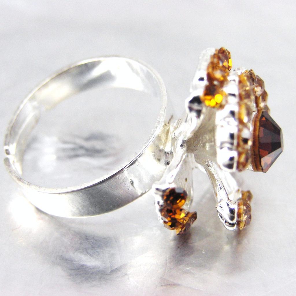 Les Trésors De Lily [F7506] - Коричневое кольцо с кристаллом «Флора»