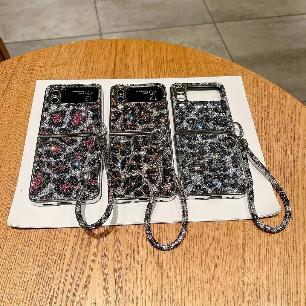 New Plated Flash Diamond Leopard Print Folding Phone Case With Bracelet for Samsung Galaxy Z Flip 6 5 4 3
