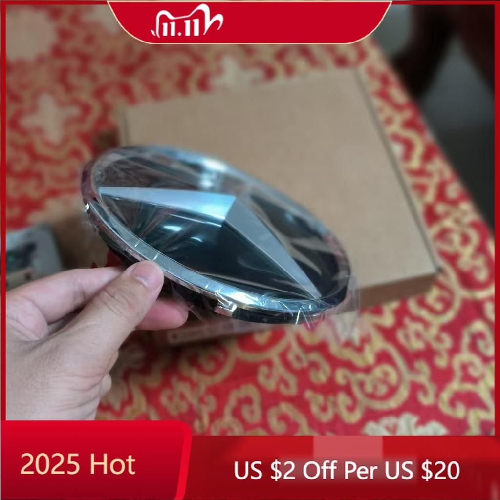 CQN1 Car Stickers For Mercedes Benz 3D Grill Badge Flat Mirror Front Embelm For W205 W212 W213 W204 ML W166 CLA C117 A W176 W177 C W2