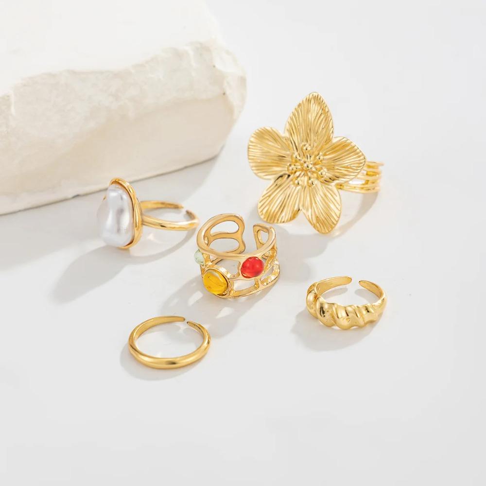 5pcs/set Baroque Imitation Pearl Inlaid Acrylic Diamond Foot Rings Set Creative Metal Flower Layering Toe Ring Foot Jewelry