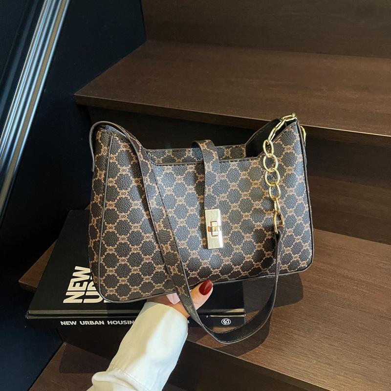 Small Bag Women's 2025 Summer Trend Retro Shoulder Bag Simple Fashion Messenger Bag Foreign Style Underarm Bag Women's Bag