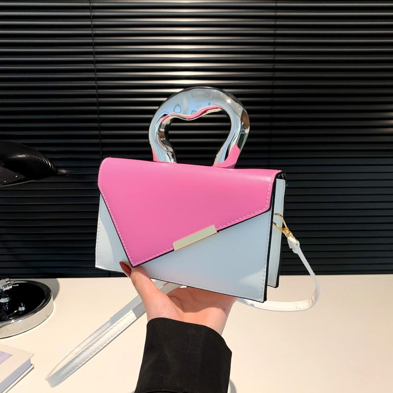 Модный нишевый дизайн, контрастный цвет, повседневная сумка, 2025 новинка, красивая личность, летняя женская плечевая маленькая квадратная сумка