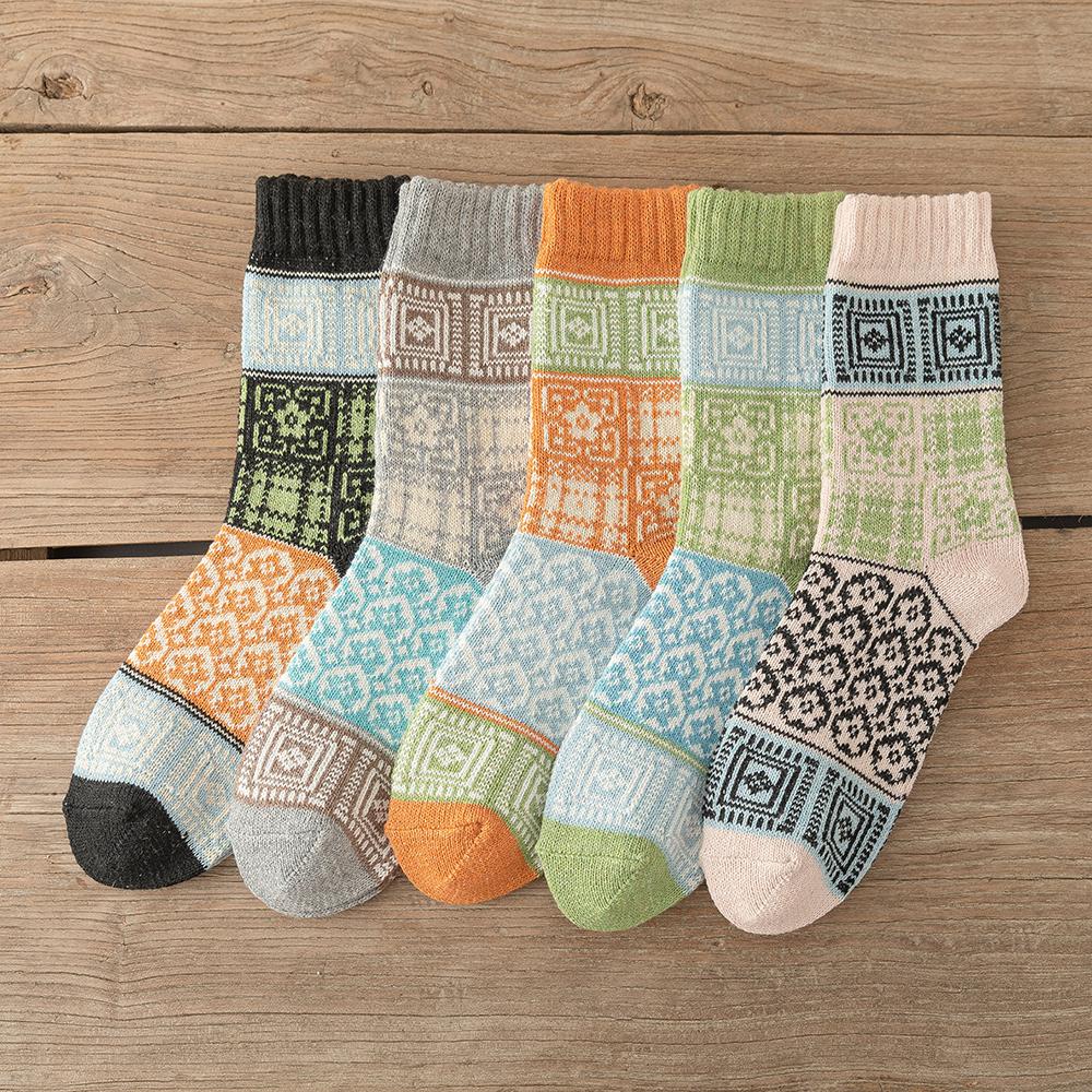 5 пар новых дизайнерских зимних носков, толстые теплые рождественские носки для мужчин и женщин, парные носки, свободный размер 9021