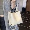 Fashion Lychee Pattern Handbag Women's 2025 New Retro Bucket Tote Bag Large Capacity Shoulder Messenger Bag Tide