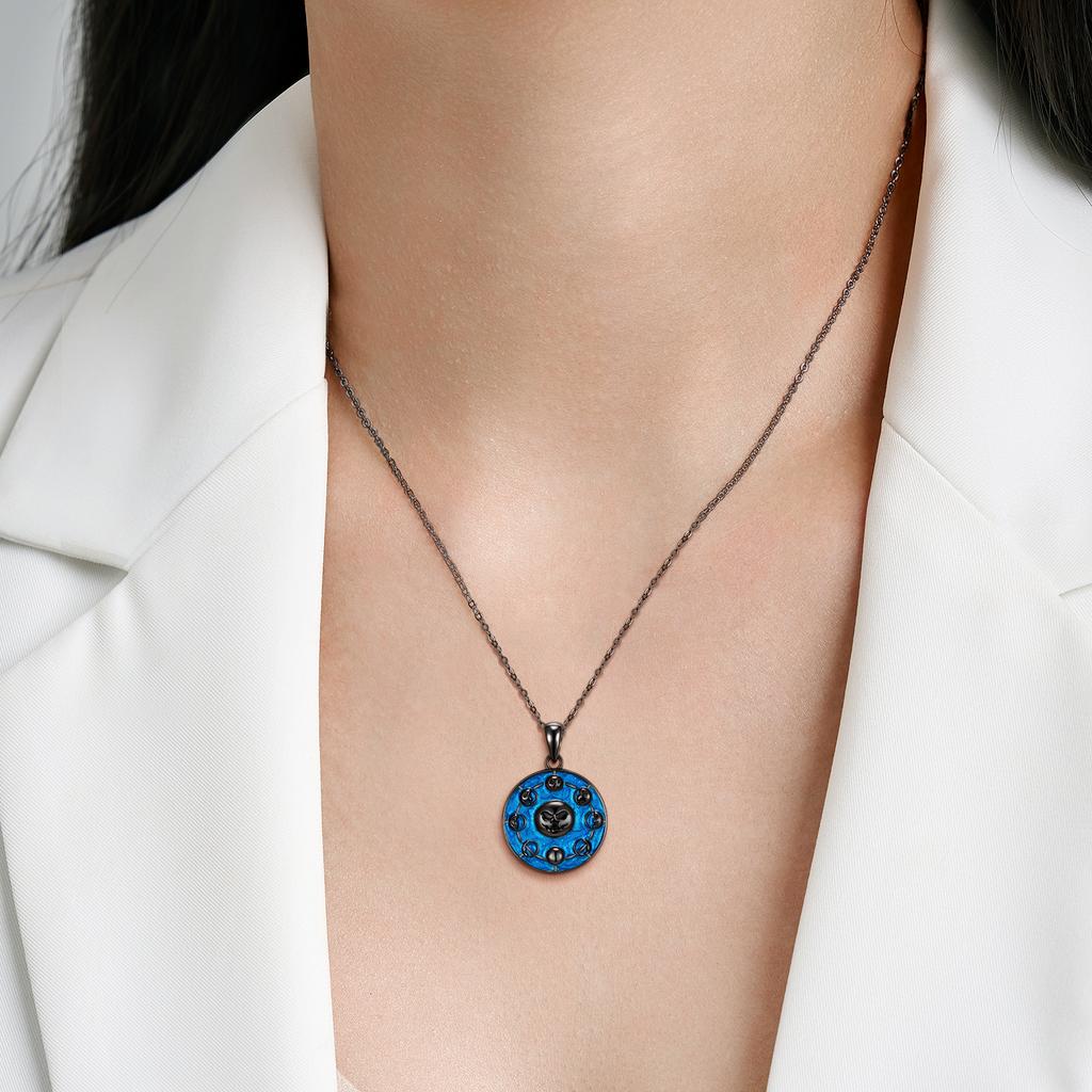 Moon Phase Skull Smiley Pendant Necklaces Jewelry Authentic 925 Sterling Silver for Fashion Women Necklace Jewelry Accessory Moths Skeleton Pendant