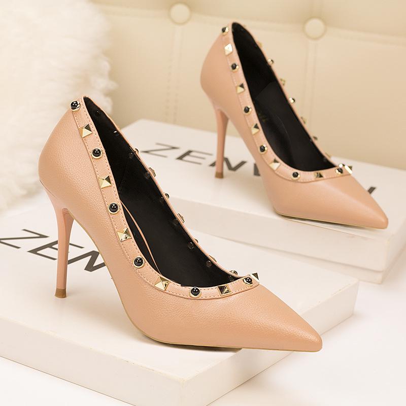 Stylish and Simple Women's Shoes Single Shoes High Heels Pointed Rivets High Heels Women
