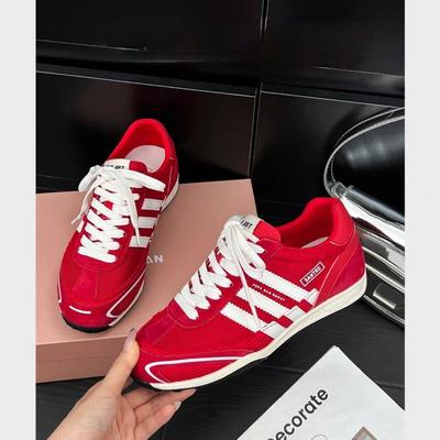 Ретро внутренняя высота увеличивающая немецкие тренировочные туфли женские 2025 новый летний универсальный дышащий сетчатый Forrest Gump обувь на мягкой подошве для альпинизма