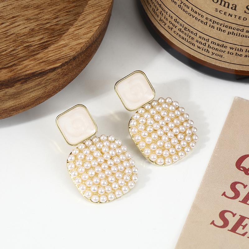 Серебряные игольчатые маленькие ароматные серьги-гвоздики с жемчугом в виде цветка ветра, легкие роскошные серьги в стиле знаменитостей, элегантные серьги в стиле ретро, модные серьги High Sense