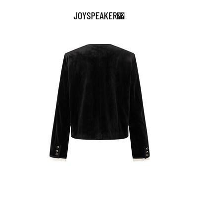 Пальто и куртки – Куртки