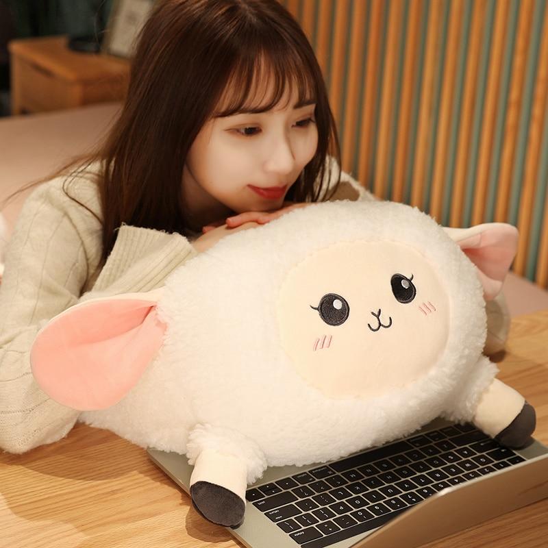 Прекрасная плюшевая подушка в виде овцы, диванная подушка, мягкие пельмени, овечьи куклы, хороший рождественский подарок для девочек и малышей