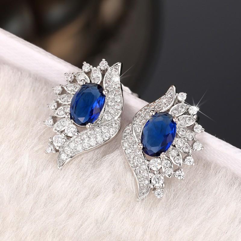Серьги-гвоздики Huitan Chic Creative Design, женские украшения для вечеринок с ослепительными кубическими цирконами, эстетичные женские изящные серьги-гвоздики