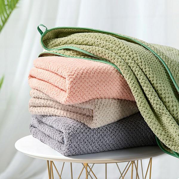 Индивидуально вышитое утолщенное полотенце из кораллового флиса: Впитывающее полотенце для ванны, фитнеса и бассейна