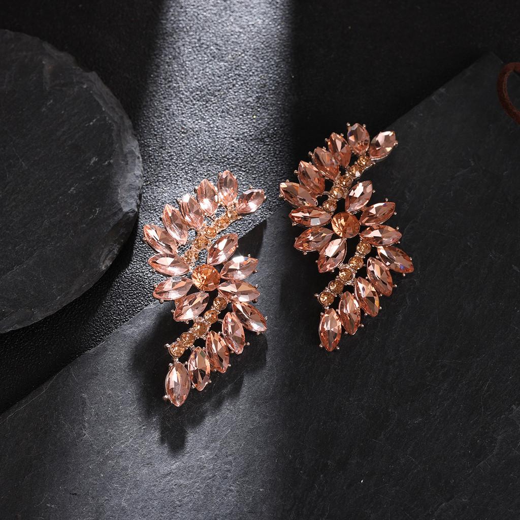 Fashion Geometric Crystal Drop Earrings For Women With Alloy Material Elegant Evening Jewelry