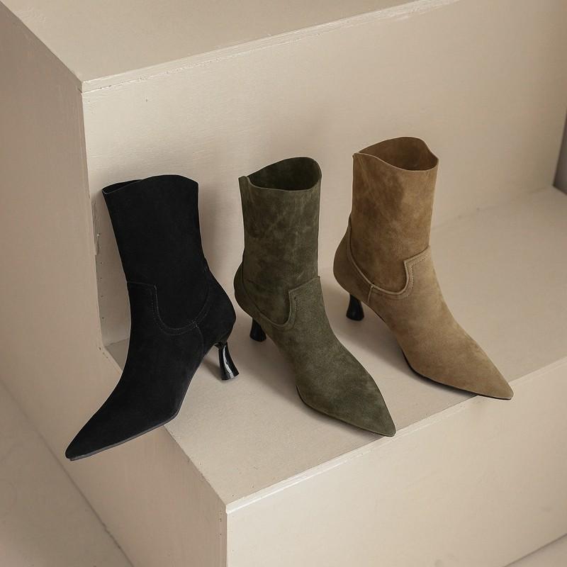 Элегантные женские ботильоны из флока с острым носком, черные, армейские, зеленые, на каблуке-рюмочке, мягкие, без застежек, на осень-зиму, женская офисная обувь