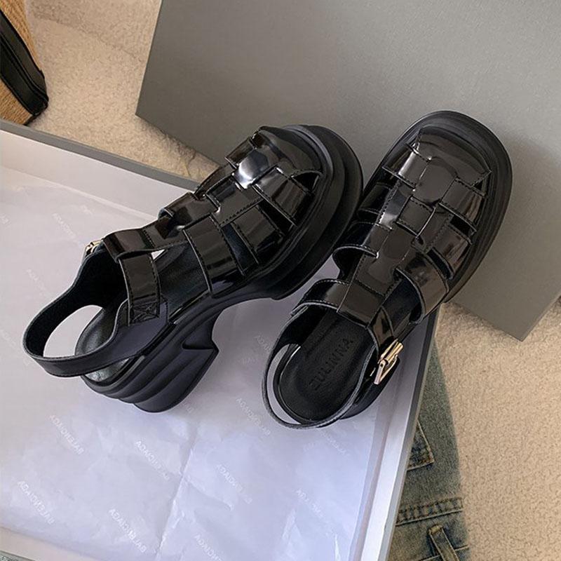 Сандалии для женщин с толстой подошвой Baotou римские сандалии летняя повседневная обувь толстый каблук новые модные плетеные полые сандалии Mujer 2024