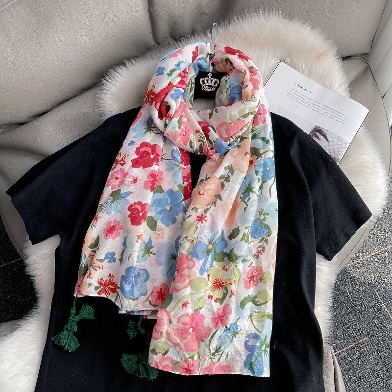 Fashion Brand Lovely Floral Tassel Viscose Shawl Scarf Ladies Soft Pashmina Hijabs and Wraps Foulard Muslim Sjaal 180*90Cm