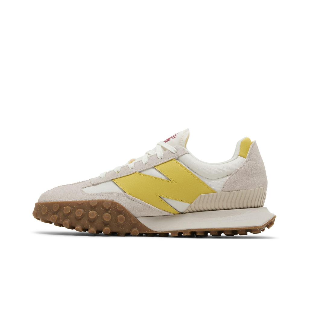 New Balance XC-72 'Sea Salt Honeycomb' (Unisex) Sea Salt / Honeycomb / Team Red Running Shoes UXC72VC