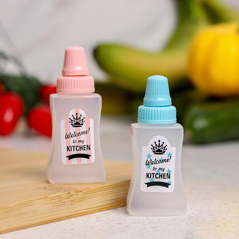 Mini Portable Japanese-Style Squeeze Sauce Bottle