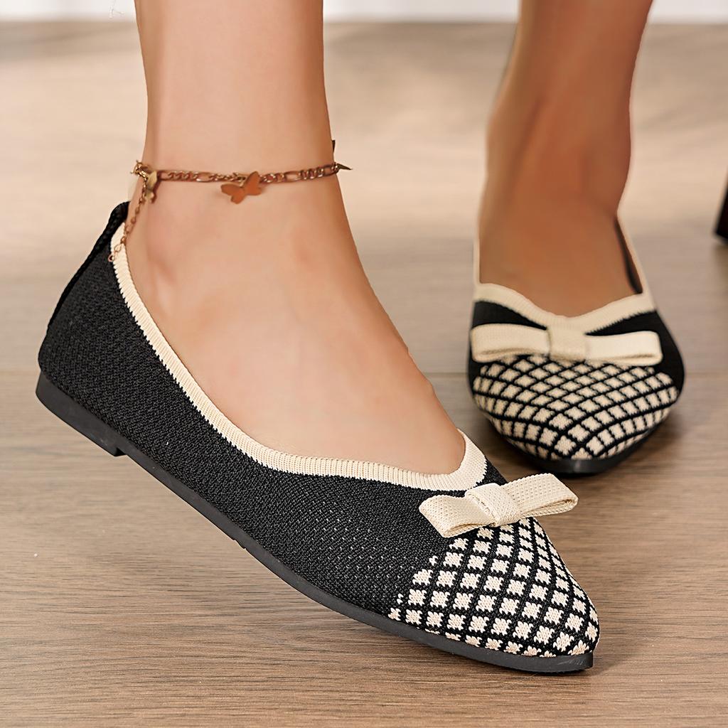 New Women Knitted Slip On Flats Shoes Breathable Comfortable Walking Sneakers Women Trend Casual Pointed Toe Walking  Loafers