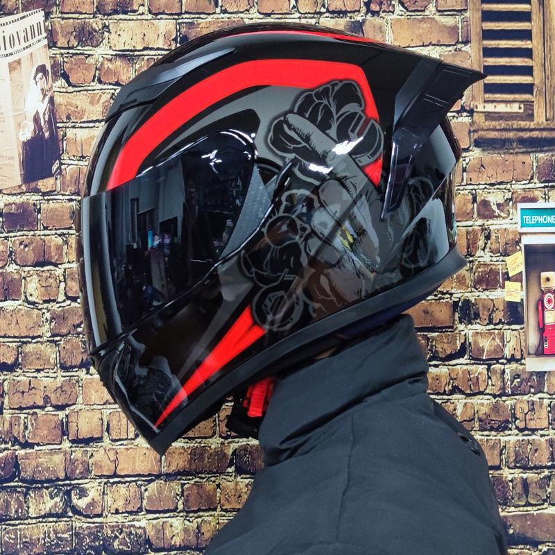 Aishi Men And Women's Electric Motorcycle Helmet Full Helmet Overlay Style Personalized Cool Rider Motorcycle With Bluetooth Horn