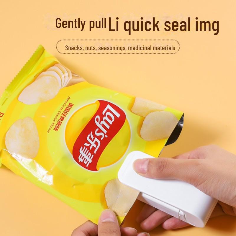 Мини-машина для запечатывания и консервирования пластиковых закусок