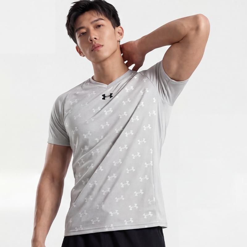 Under Armour Футболка свободного кроя с коротким рукавом и V-образным вырезом унисекс светло-серого цвета 21500531-009