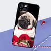 Сидящий мопс с галстуком-бабочкой и розами Чехол для телефона для iPhone 16 Pro 15 Pro 11 12 13 14 Pro Max Mini XR 16e 15 16 Plus Защитный корпус