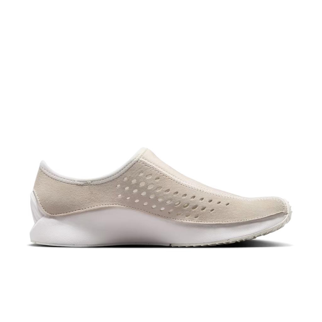 HV8628-100 Женские Nike Air Superfly Moc "Sail"
