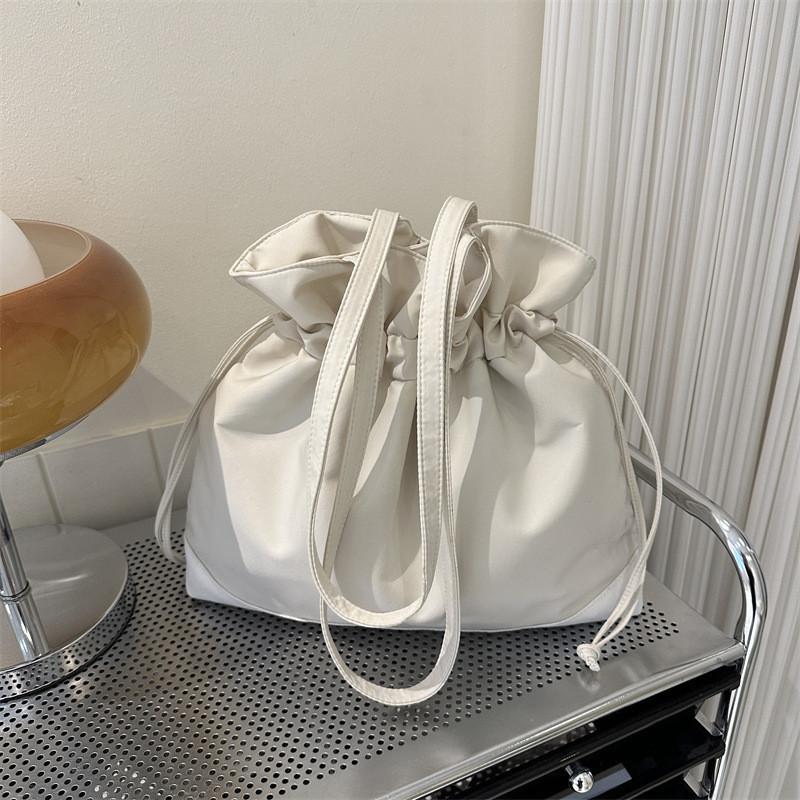 Trendy Street Style Bucket Bag For Women Winter Large Capacity White Shoulder Bag