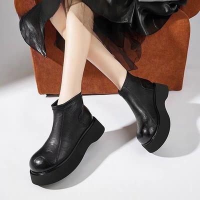 Ботинки Мартина на толстой подошве с большим носком женские 2025 осень и зима новые корейская версия универсальные удобные одинарные ботинки женские бархатные теплые короткие